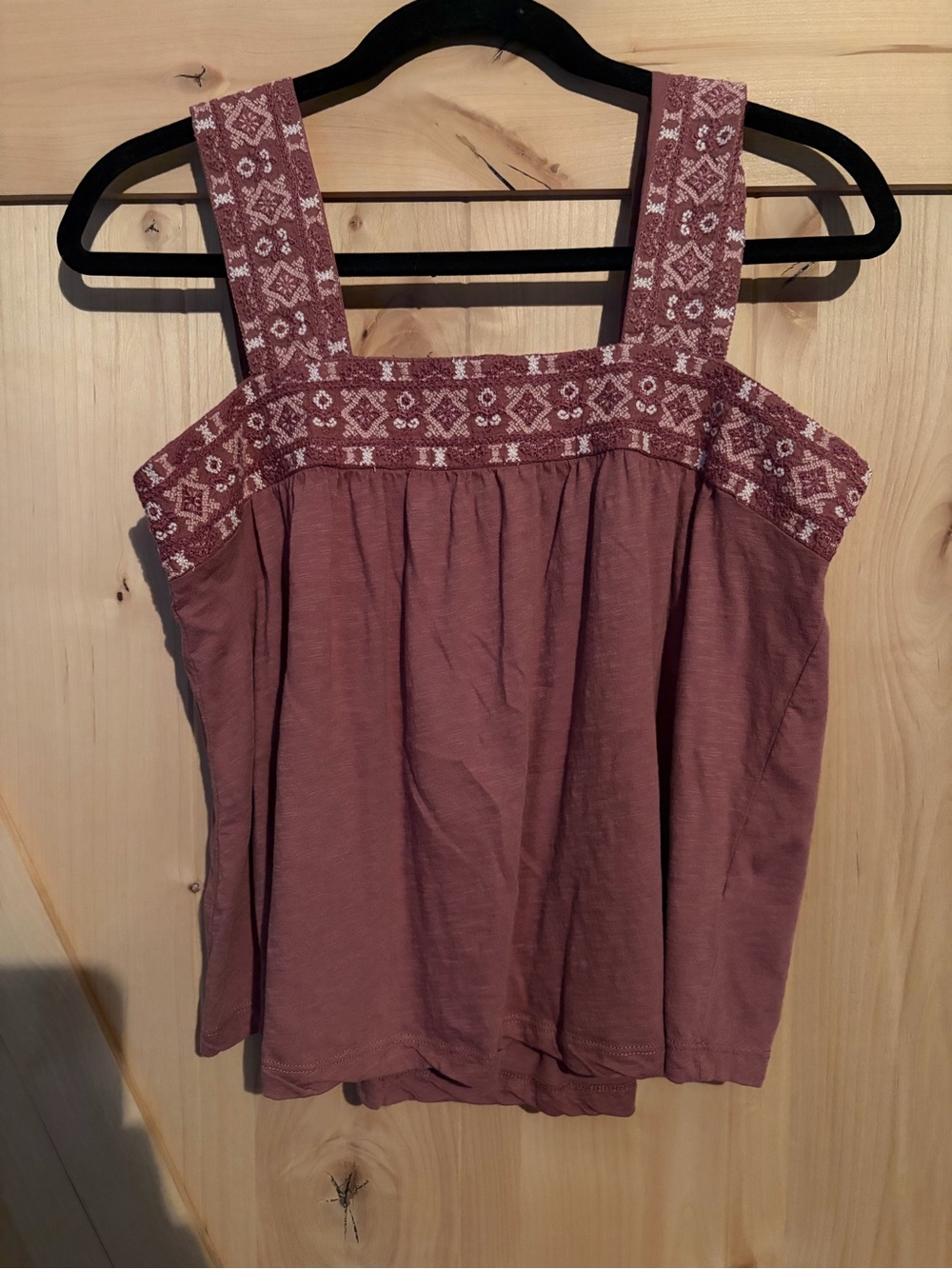 Lucky Brand Embroidered Square-Neck Tank in Mauve